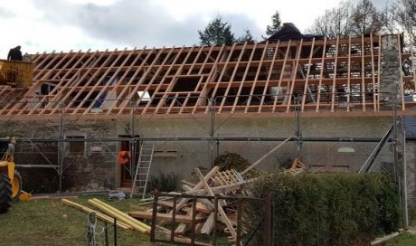 Rénovation de toiture en fibros d'une maison individuelle à Bugeat